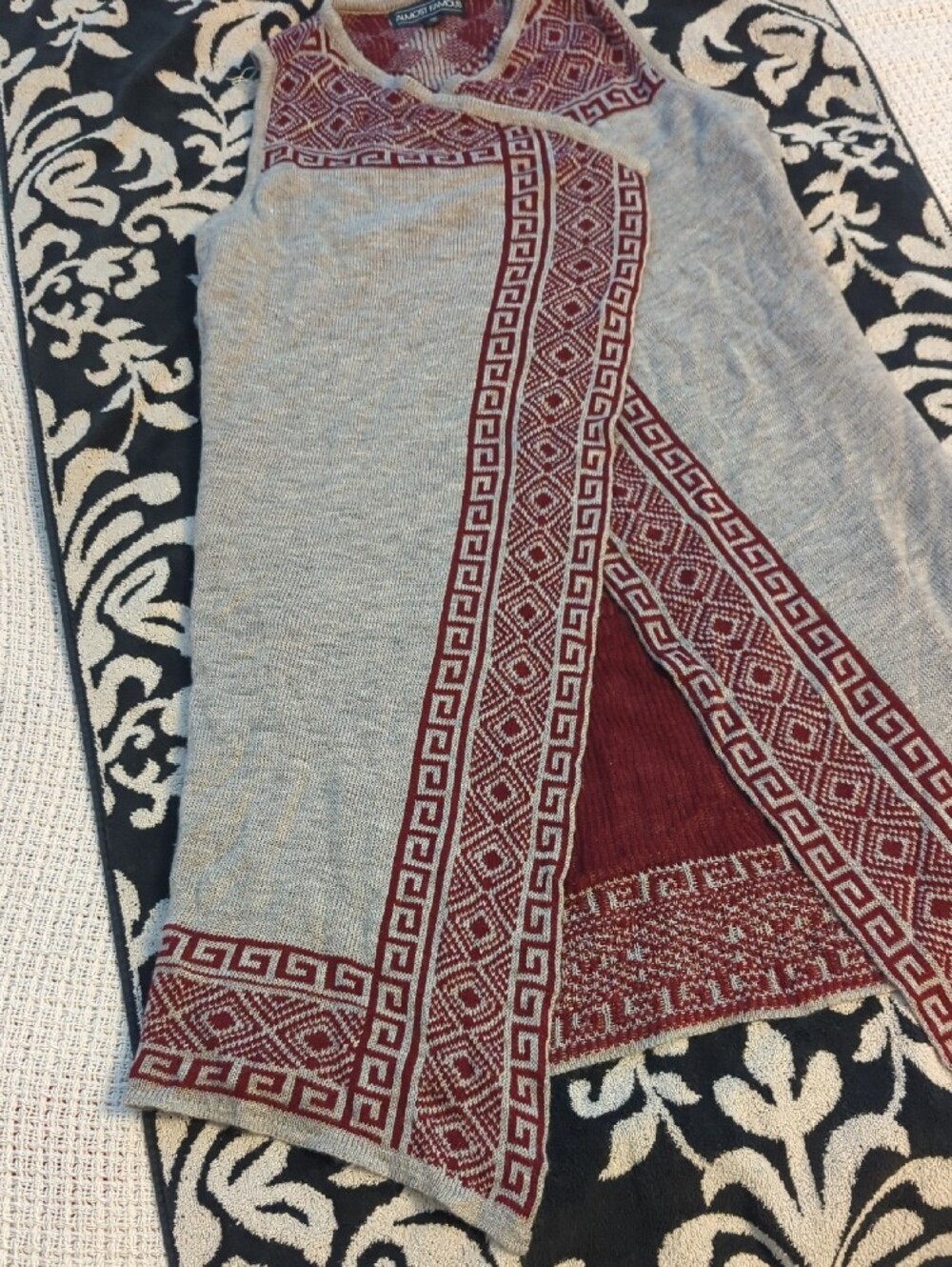 Almost Famous Gray Red Summer Weight Tunic Geometric Tribal Y2k Sleeveless - M - Picture 2 of 16